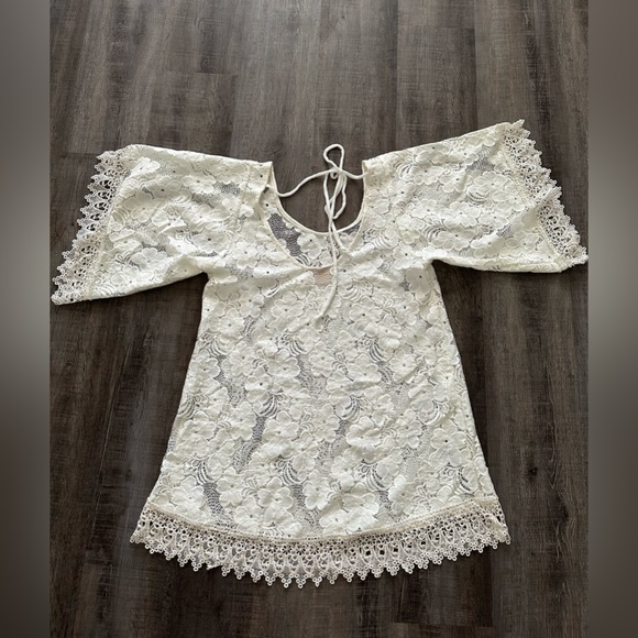 NWOT Lucy Love Lace Swim Cover Up Size M - Picture 4 of 4